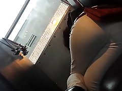 JIT ass līdz zobiem skolas autobusu