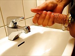 Lielas slodzes puplic toilette